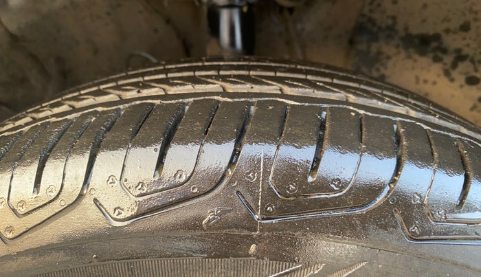 2020 Hyundai VENUE S 1.0 TURBO DCT, Petrol, Automatic, 39,903 km, Right Front Tyre Tread