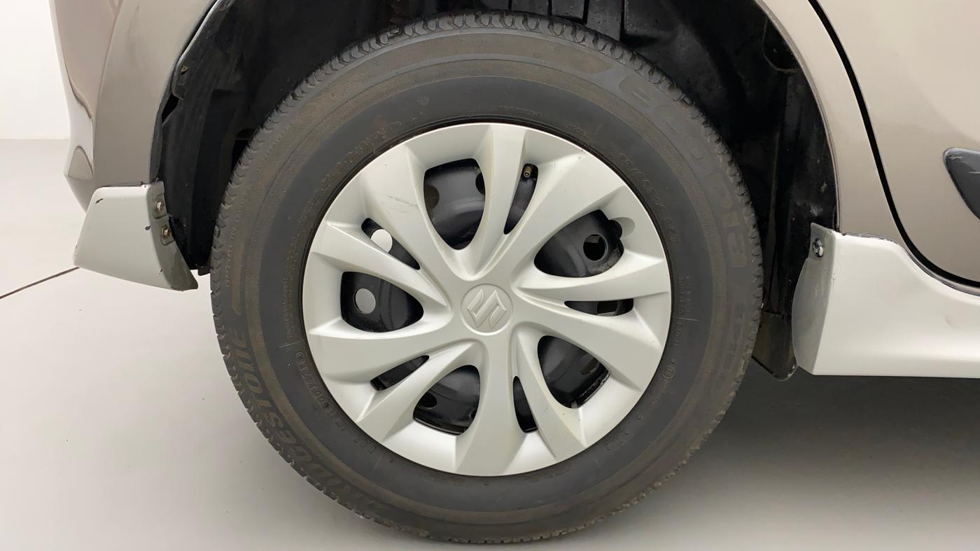 2018 Maruti Swift VXI AMT, Petrol, Automatic, 41,628 km, Right Rear Wheel