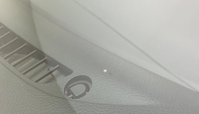 2015 Maruti Swift VXI, Petrol, Manual, 31,823 km, Front windshield - Minor spot on windshield