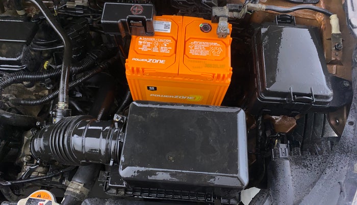 2016 Hyundai i20 Active 1.2 SX, Petrol, Manual, 88,230 km, Engine View - Left