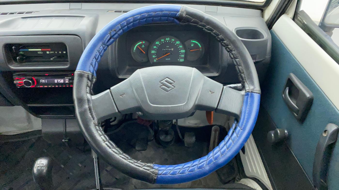 2017 Maruti OMNI E 8 STR, Petrol, Manual, 47,095 km, Steering Wheel Close Up