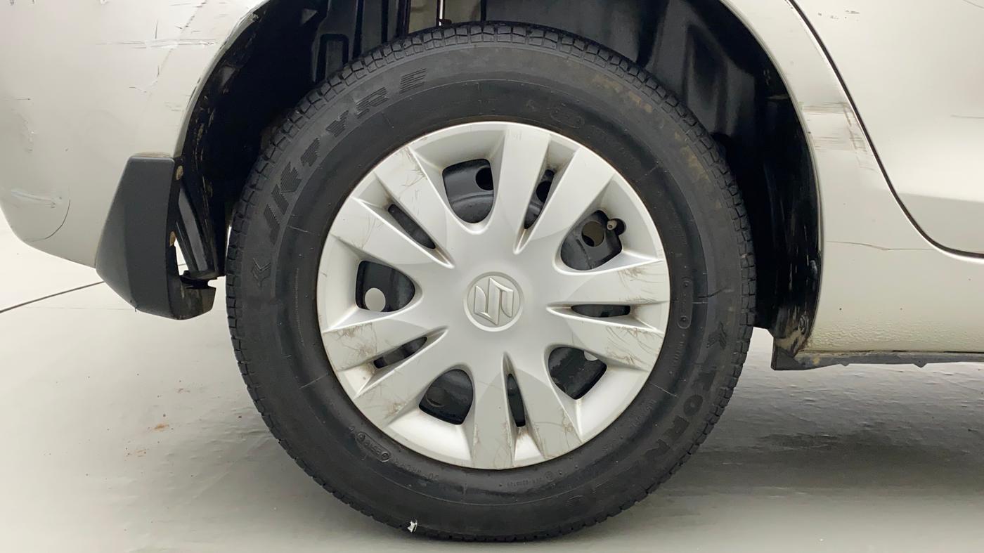 2013 Maruti Swift Dzire VXI, Petrol, Manual, 33,497 km, Right Rear Wheel