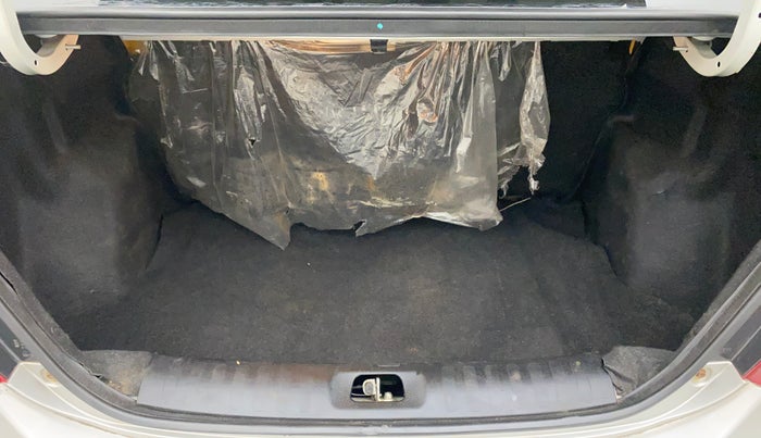 2013 Maruti Swift Dzire VXI, Petrol, Manual, 33,497 km, Boot Inside