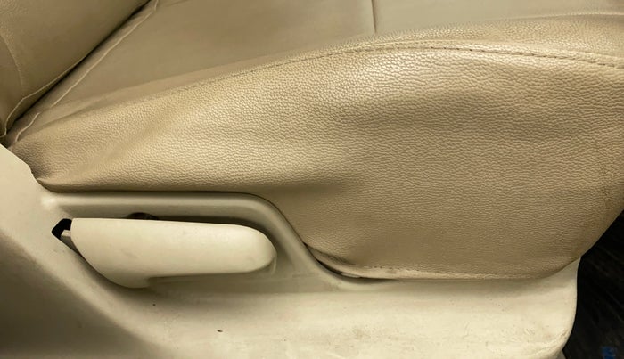 2013 Maruti Swift Dzire VXI, Petrol, Manual, 33,497 km, Driver Side Adjustment Panel