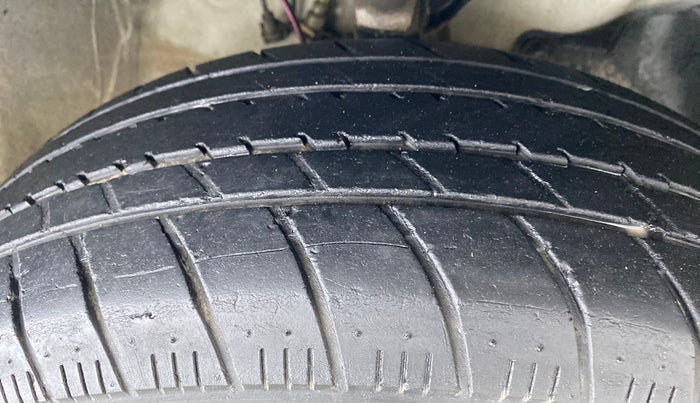 2018 Honda Amaze 1.2L I-VTEC S, Petrol, Manual, 52,212 km, Right Front Tyre Tread
