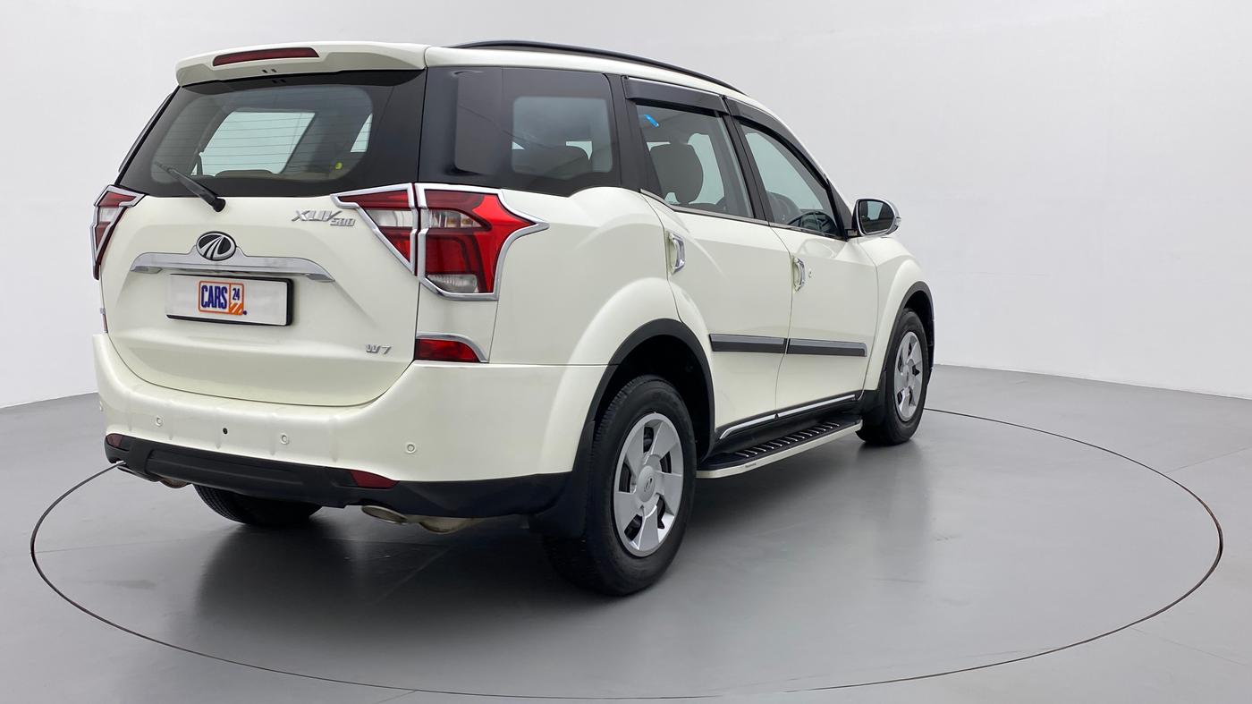 2020 Mahindra XUV500 W7 FWD, Diesel, Manual, 18,613 km, Right Back Diagonal