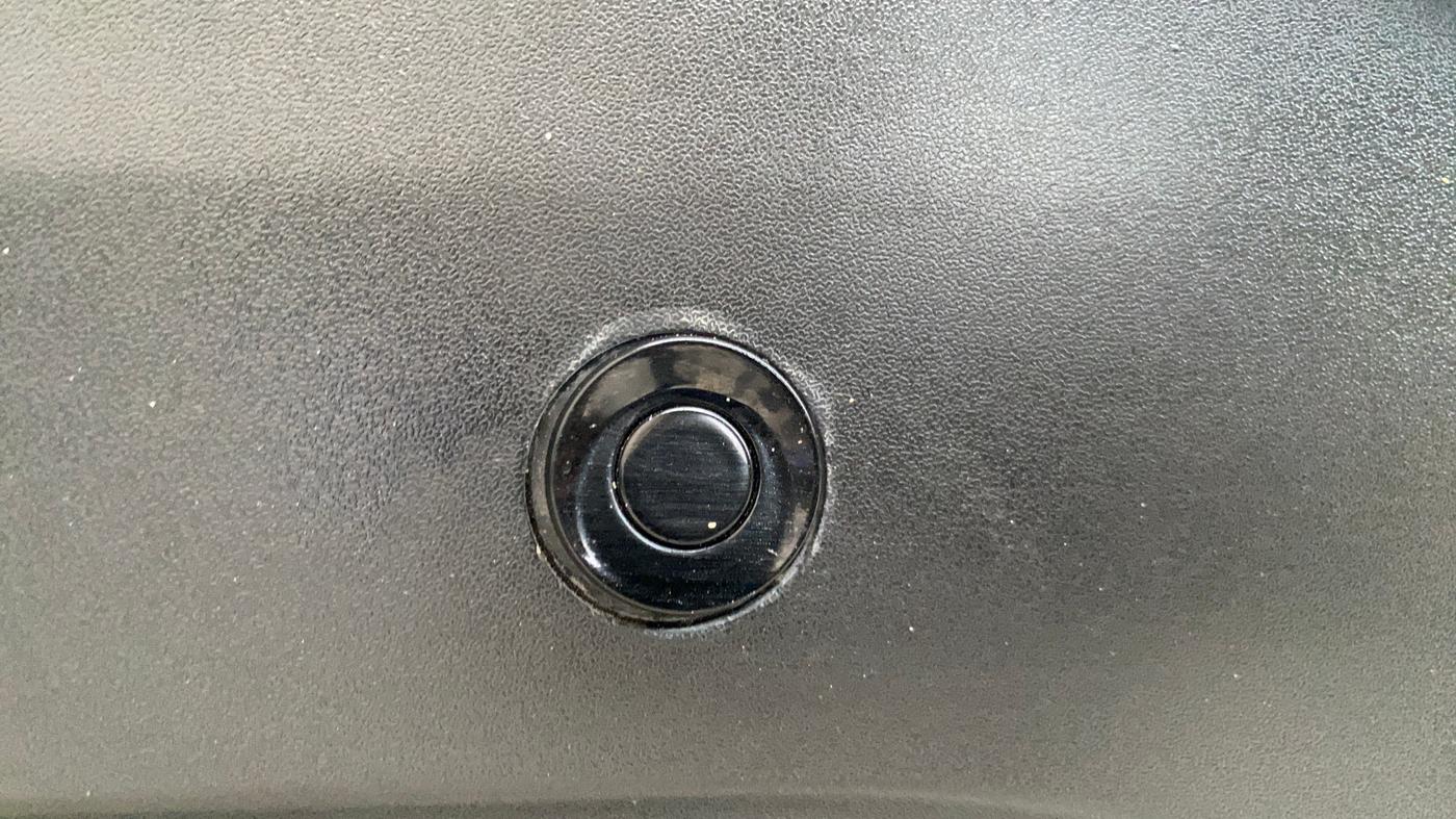 2022 Mahindra XUV300 W6 1.5 Sunroof Diesel, Diesel, Manual, 73,576 km, Parking Camera
