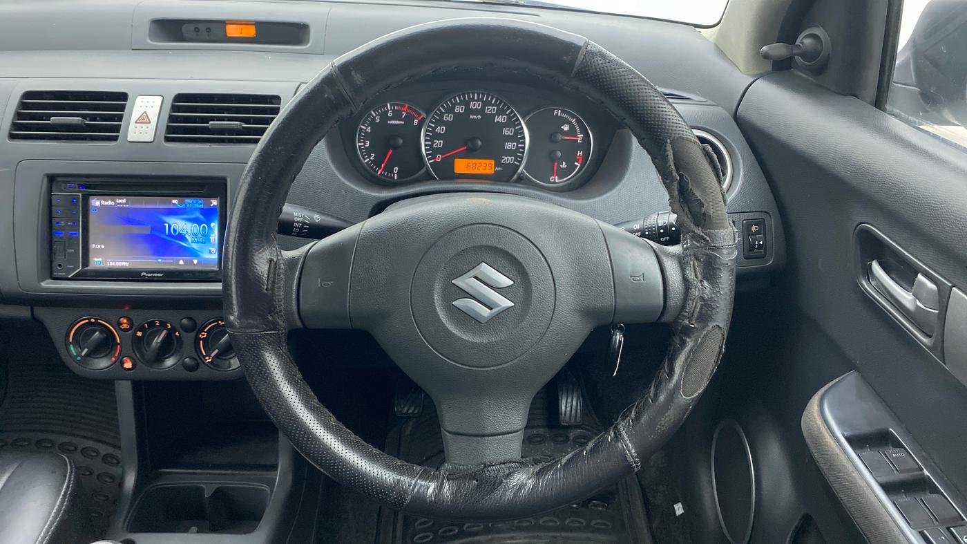 2011 Maruti Swift VXI, Petrol, Manual, 68,239 km, Steering Wheel Close Up