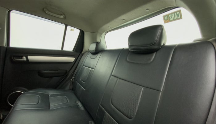 2011 Maruti Swift VXI, Petrol, Manual, 68,239 km, Right Side Rear Door Cabin