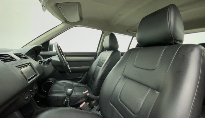 2011 Maruti Swift VXI, Petrol, Manual, 68,239 km, Right Side Front Door Cabin