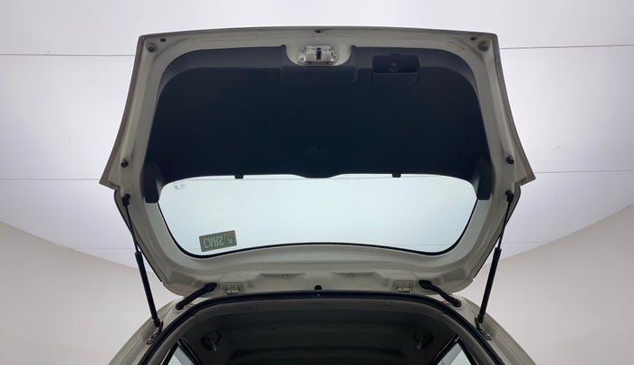 2011 Maruti Swift VXI, Petrol, Manual, 68,239 km, Boot Door Open