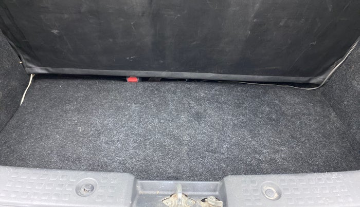 2011 Maruti Swift VXI, Petrol, Manual, 68,239 km, Boot Inside