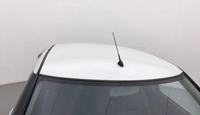 2011 Maruti Swift VXI, Petrol, Manual, 68,239 km, Roof