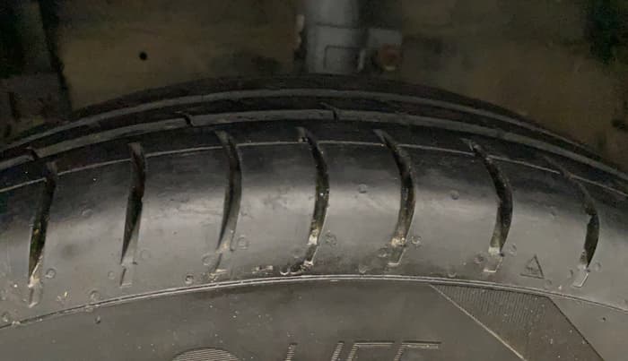 2012 Maruti Swift Dzire VXI, Petrol, Manual, 58,379 km, Left Front Tyre Tread
