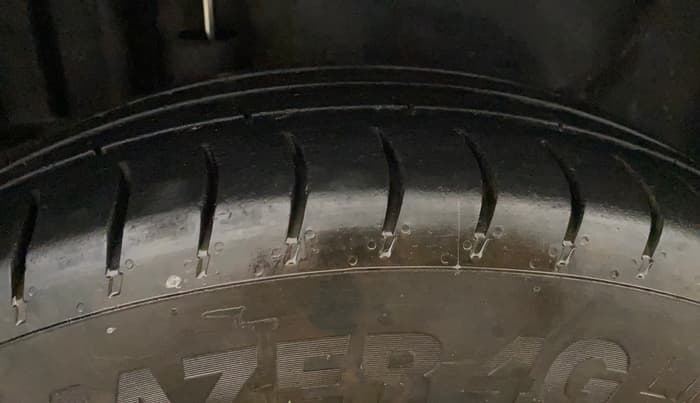 2012 Maruti Swift Dzire VXI, Petrol, Manual, 58,379 km, Right Rear Tyre Tread