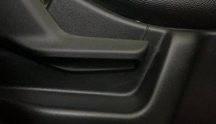 2019 Maruti New Wagon-R LXI CNG (O) 1.0, CNG, Manual, 14,483 km, Driver Side Adjustment Panel