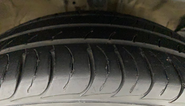 2019 KIA SELTOS HTK PLUS 1.5 DIESEL, Diesel, Manual, 70,292 km, Right Front Tyre Tread