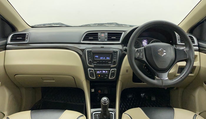2017 Maruti Ciaz DELTA 1.4 MT PETROL, Petrol, Manual, 1,21,790 km, Dashboard