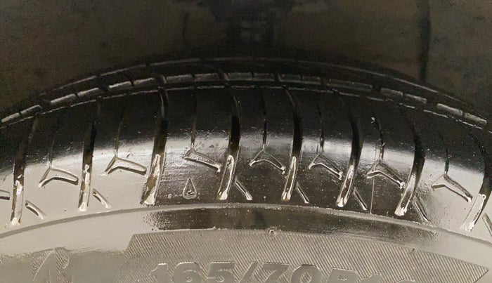 2016 Hyundai Grand i10 MAGNA 1.2 KAPPA VTVT, Petrol, Manual, 72,599 km, Right Front Tyre Tread