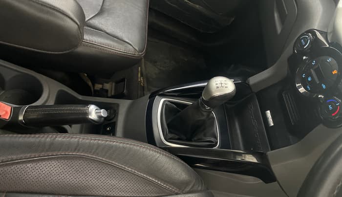 2016 Ford Ecosport TITANIUM+ 1.0L ECOBOOST, Petrol, Manual, 28,690 km, Gear Lever
