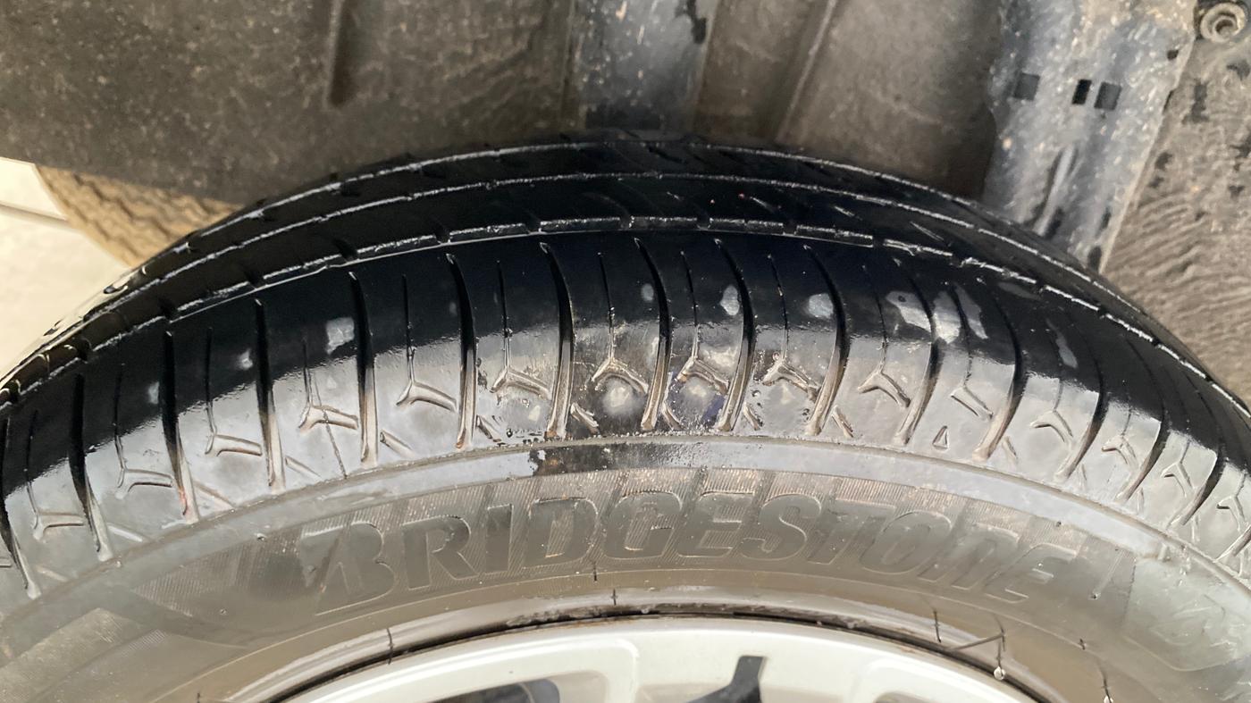 2019 Renault TRIBER RXL MT, Petrol, Manual, 75,425 km, Right Rear Tyre Tread
