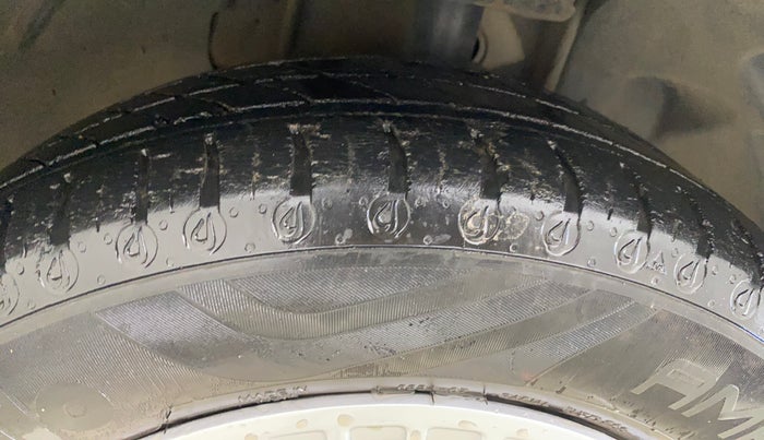 2020 Tata Tiago XT PETROL, Petrol, Manual, 38,440 km, Right Front Tyre Tread