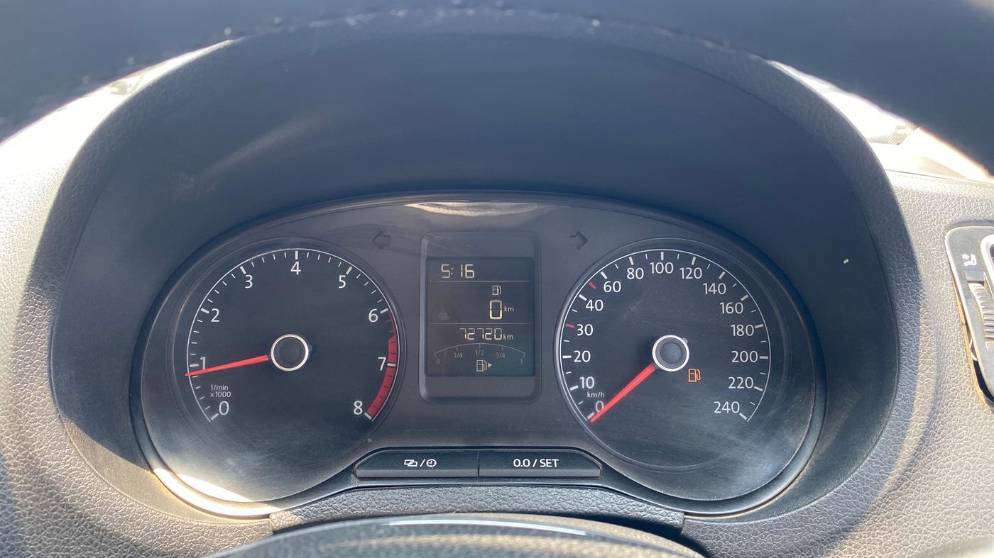 2017 Volkswagen Ameo HIGHLINE1.2L PLUS 16 ALLOY, Petrol, Manual, 72,713 km, Odometer Image