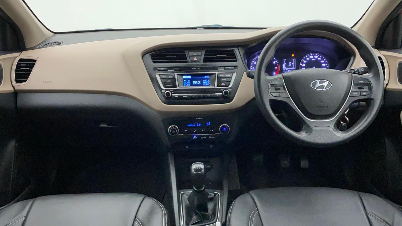 2016 Hyundai Elite i20 SPORTZ 1.2, Petrol, Manual, 33,335 km, Dashboard