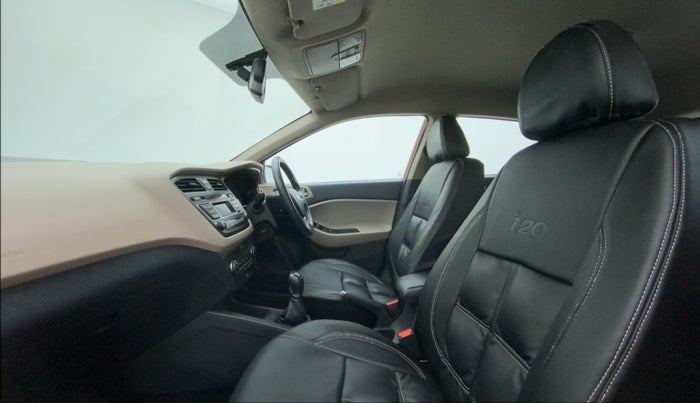 2016 Hyundai Elite i20 SPORTZ 1.2, Petrol, Manual, 33,335 km, Right Side Front Door Cabin
