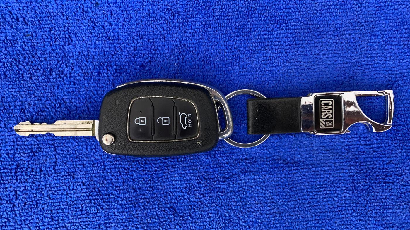 2016 Hyundai Elite i20 SPORTZ 1.2, Petrol, Manual, 33,335 km, Key Close Up