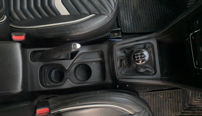 2019 Maruti Vitara Brezza ZDI PLUS DUAL TONE, Diesel, Manual, 78,762 km, Gear Lever