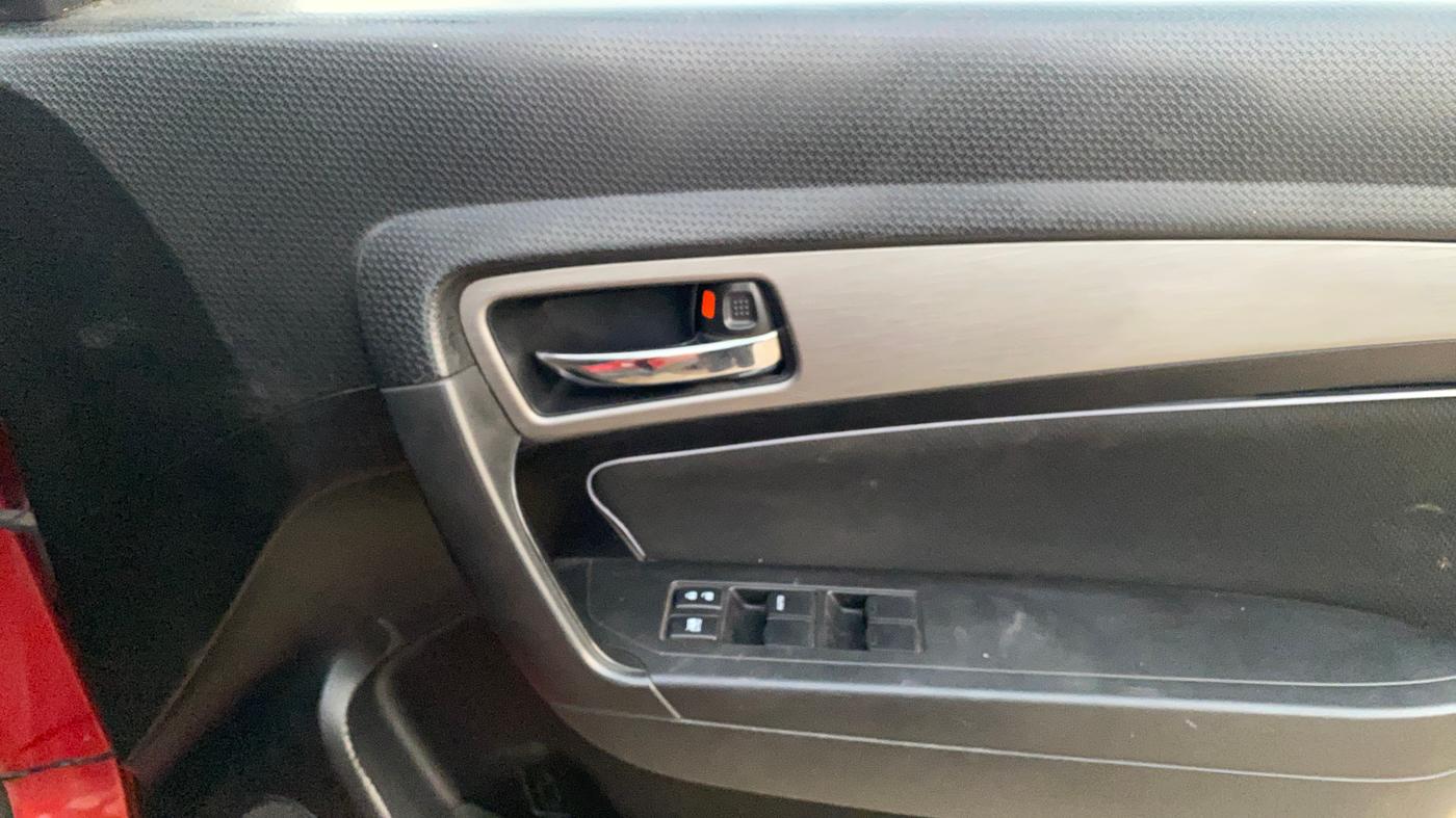 2019 Maruti Vitara Brezza ZDI PLUS DUAL TONE, Diesel, Manual, 78,762 km, Driver Side Door Panels Control