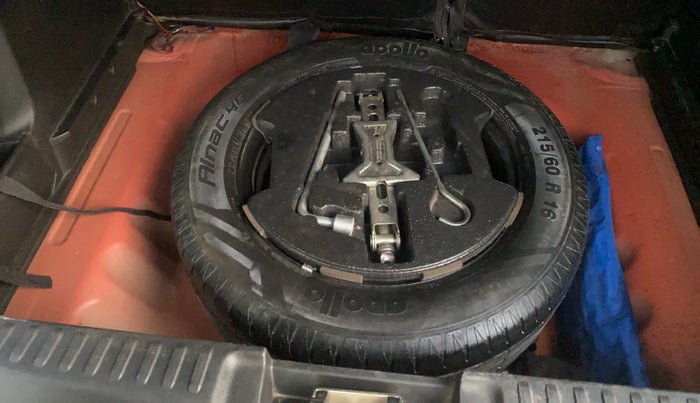 2019 Maruti Vitara Brezza ZDI PLUS DUAL TONE, Diesel, Manual, 78,762 km, Spare Tyre