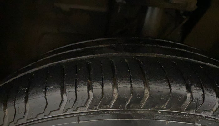 2023 Tata PUNCH PURE MT, Petrol, Manual, 57,074 km, Left Front Tyre Tread