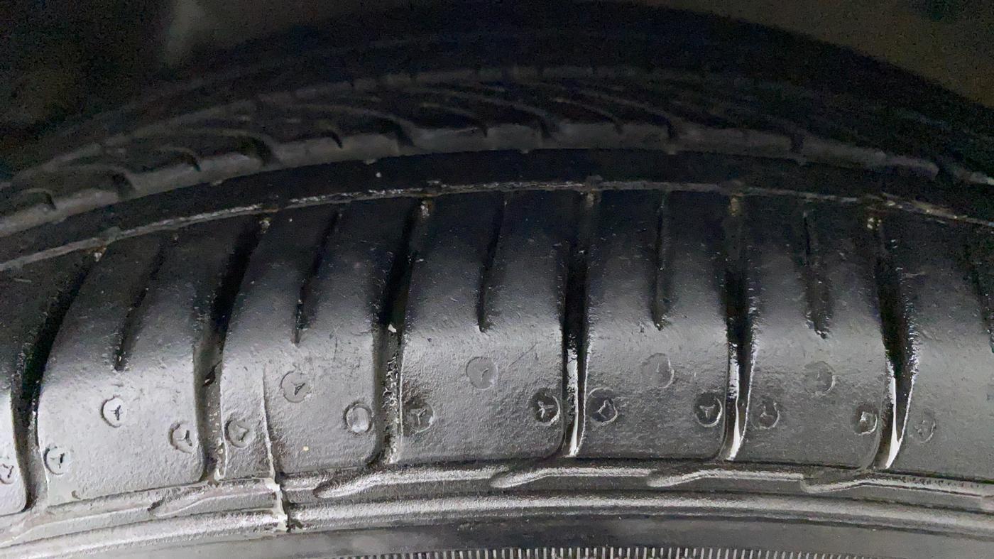 2020 Volkswagen Polo GT TSI AT 1.0, Petrol, Automatic, 14,469 km, Left Rear Tyre Tread