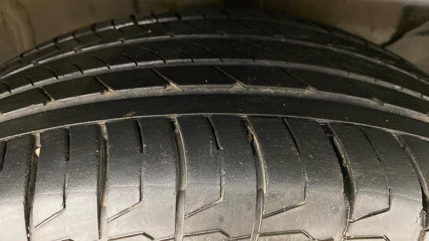 2019 KIA SELTOS GTX 1.4 GDI AT PETROL, Petrol, Automatic, 41,979 km, Right Front Tyre Tread