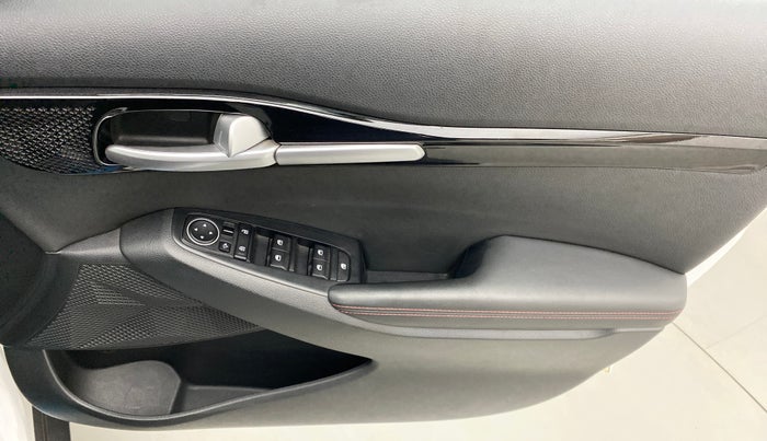 2019 KIA SELTOS GTX 1.4 GDI AT PETROL, Petrol, Automatic, 41,979 km, Driver Side Door Panels Control