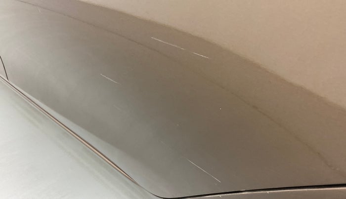 2017 Maruti Ciaz ALPHA DIESEL 1.3, Diesel, Manual, 79,751 km, Rear left door - Minor scratches