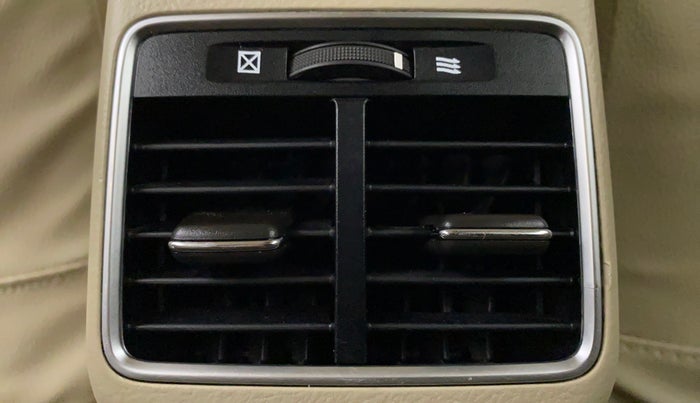 2016 Maruti Ciaz ZDI+ SHVS, Diesel, Manual, 1,68,380 km, Rear Ac