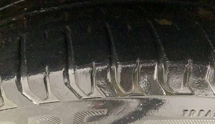 2017 Maruti Dzire ZXI PLUS AMT, Petrol, Automatic, 33,987 km, Right Front Tyre Tread