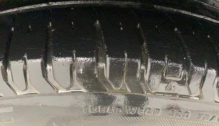 2017 Maruti Dzire ZXI PLUS AMT, Petrol, Automatic, 33,987 km, Right Rear Tyre Tread