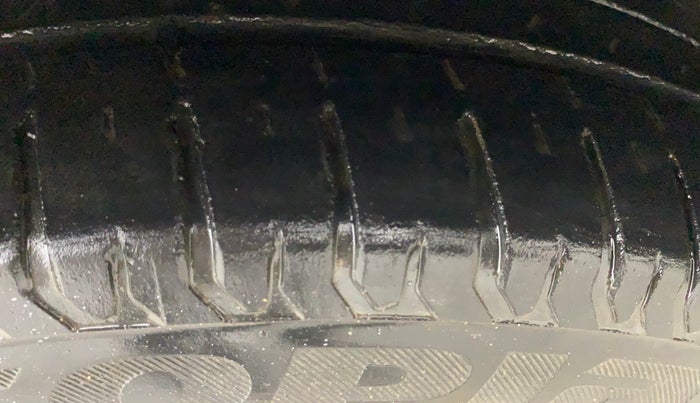 2017 Maruti Dzire ZXI PLUS AMT, Petrol, Automatic, 33,987 km, Left Front Tyre Tread