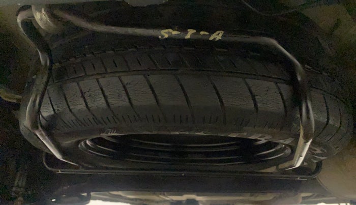 2014 Maruti Ertiga VXI CNG, CNG, Manual, 93,458 km, Spare Tyre