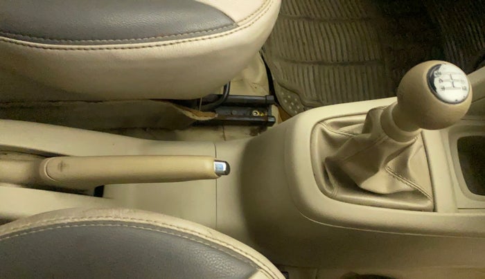 2014 Maruti Ertiga VXI CNG, CNG, Manual, 93,458 km, Gear Lever
