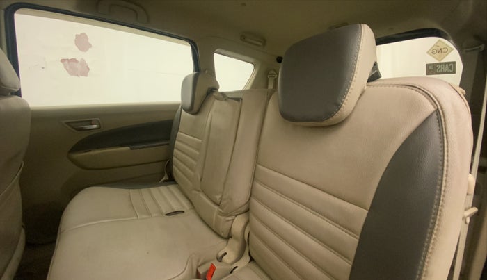2014 Maruti Ertiga VXI CNG, CNG, Manual, 93,458 km, Right Side Rear Door Cabin