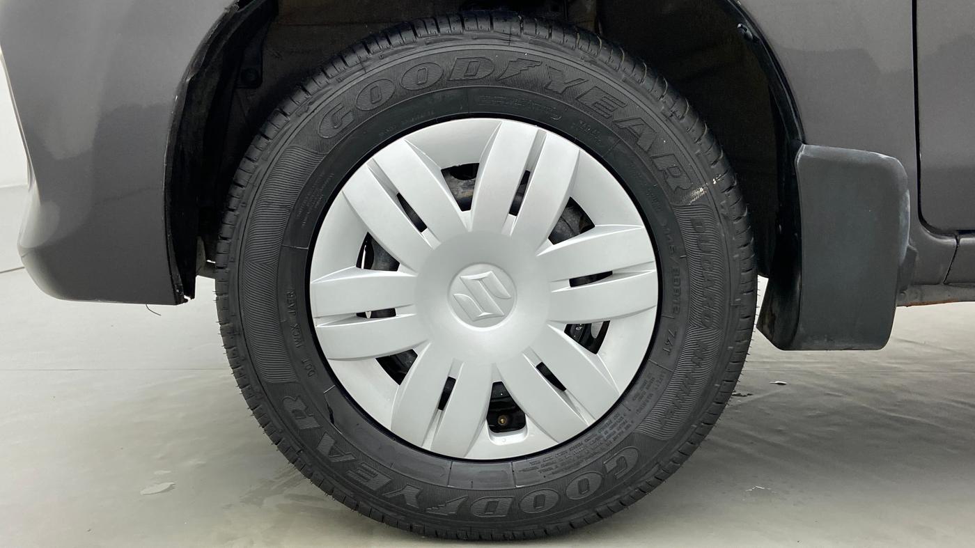 2018 Maruti Alto 800 LXI, Petrol, Manual, 36,905 km, Left Front Wheel