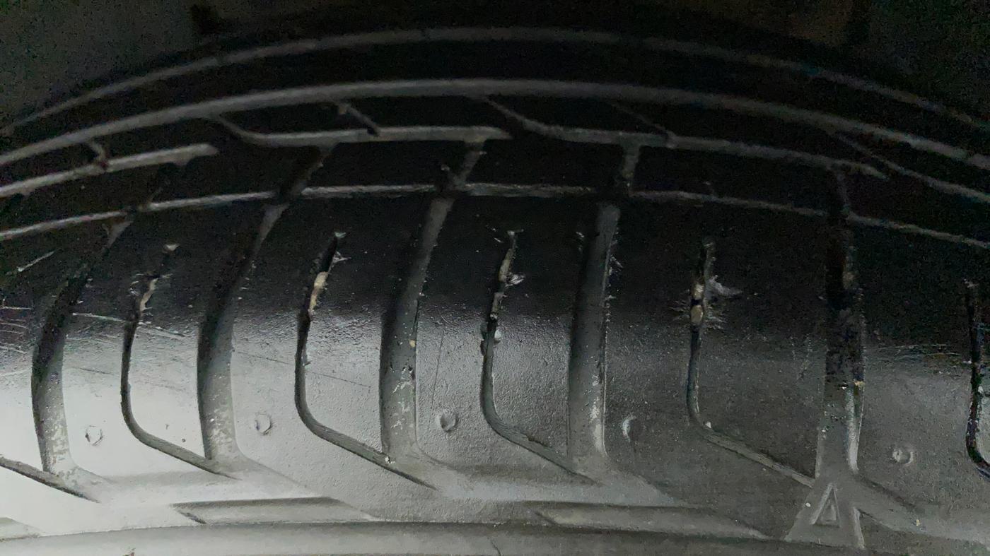 2021 Tata NEXON XZA PLUS SUNROOF DIESEL, Diesel, Automatic, 53,127 km, Left Front Tyre Tread