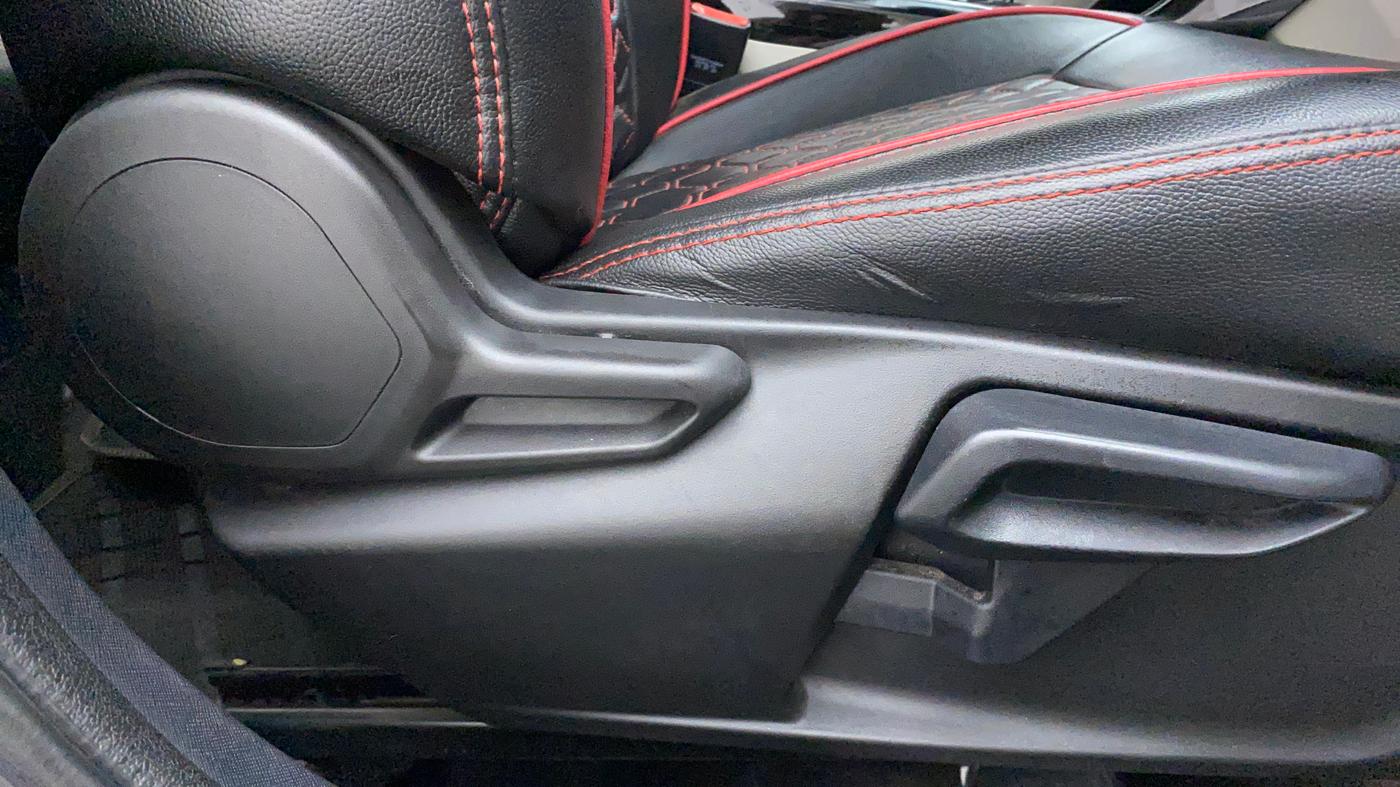 2021 Tata NEXON XZA PLUS SUNROOF DIESEL, Diesel, Automatic, 53,127 km, Driver Side Adjustment Panel