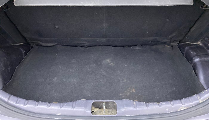 2015 Hyundai Eon MAGNA PLUS, Petrol, Manual, 40,766 km, Boot Inside