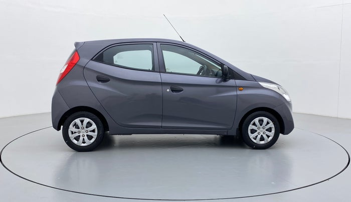 2015 Hyundai Eon MAGNA PLUS, Petrol, Manual, 40,766 km, Right Side View